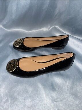 Tory Burch Black Patent Logo Round-Toe Ballet Flats